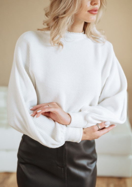 Светр у білому кольорі - 81.24