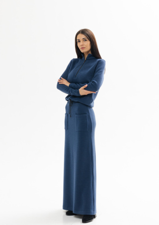 Светр в синьому кольорі - 109.24